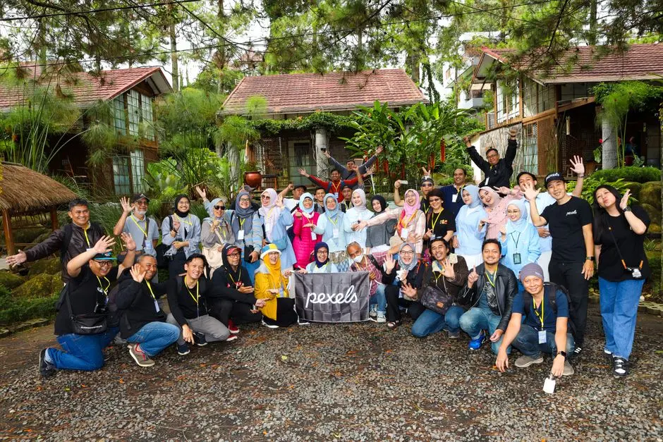Komunitas Lokal di Waiubak dan Cara Menemukan Ruang untuk Bertumbuh